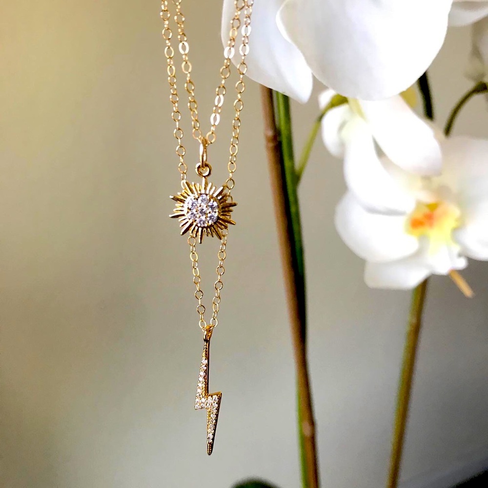 Dainty Sunburst + Lightening Neck Candy☀️⚡️